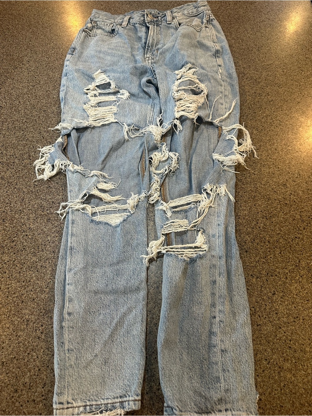 Light Blue Distressed Women’s Jeans - Modern Ripped Style